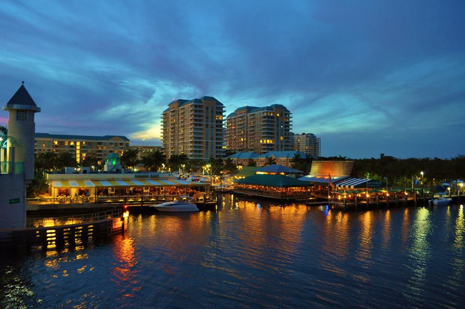 The Weather is Here to Dock & Dine in Boynton Beach!