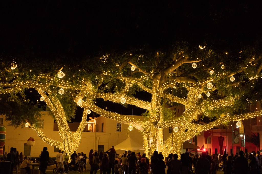 Rockin’ Around the Block & Holiday&nbsp;Market