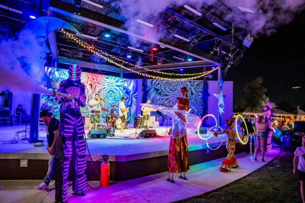 Experience the Ultimate Summer Throwback at the 2026 Boynton Beach Night&nbsp;Market!